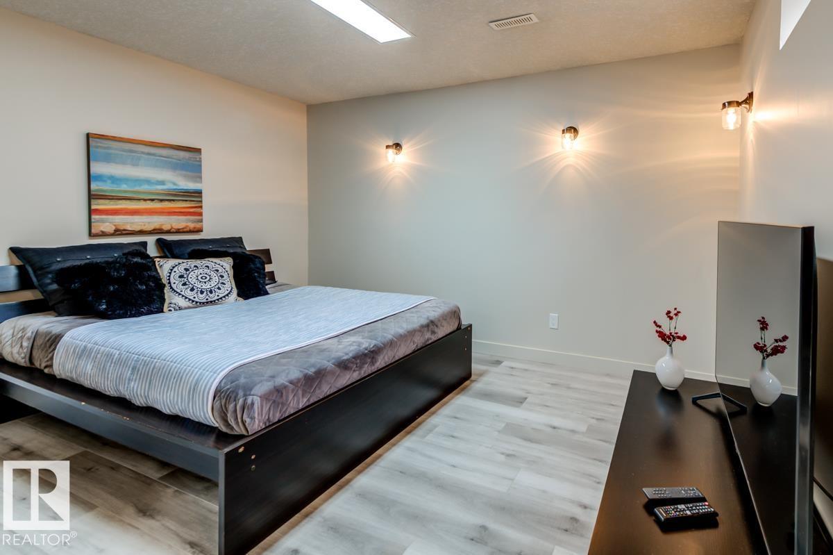 7539 188 Street NW - 45
