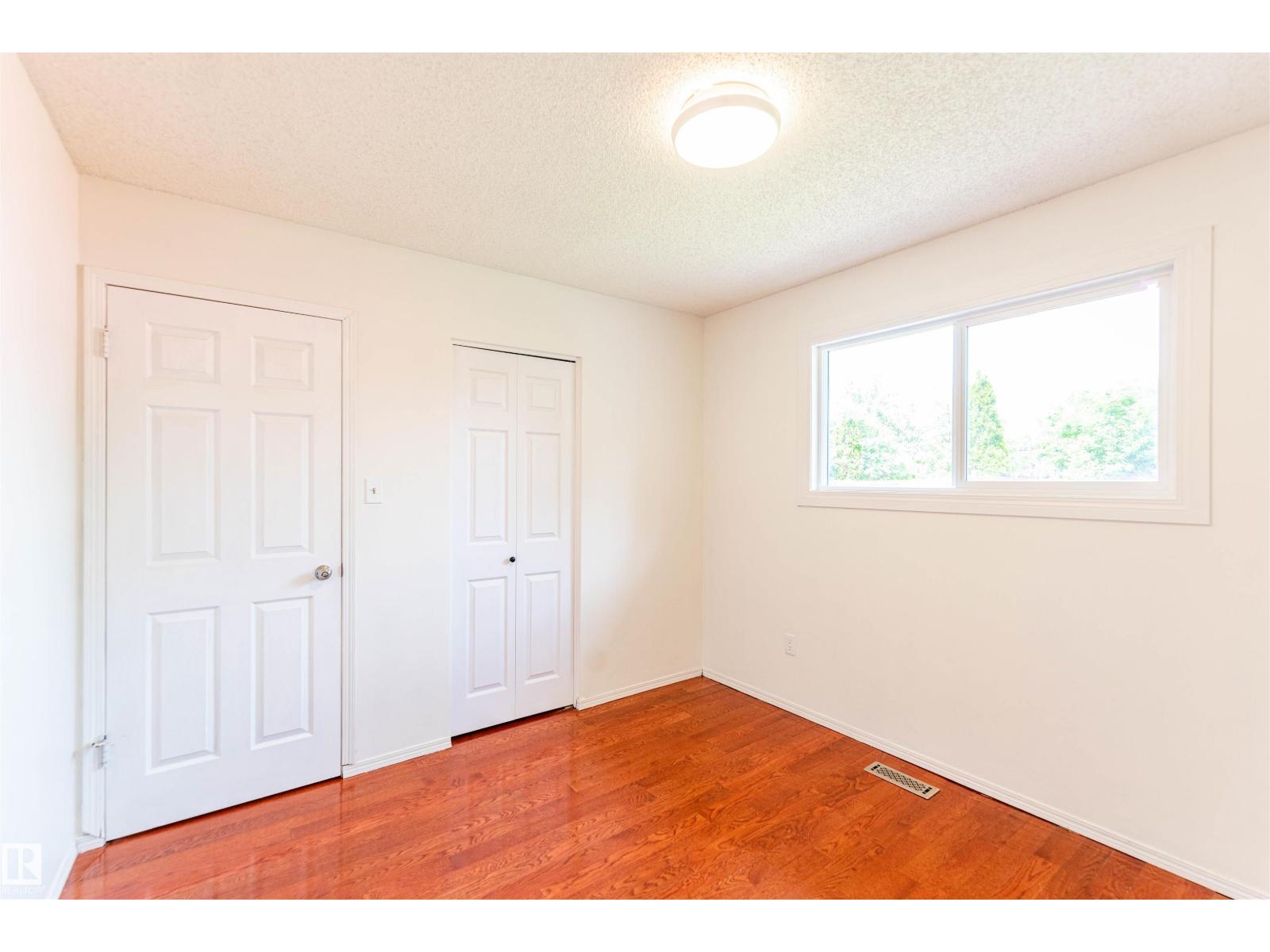 16524 116 ST NW - 28