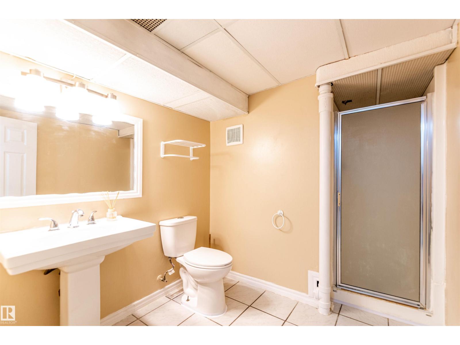 16524 116 ST NW - 41