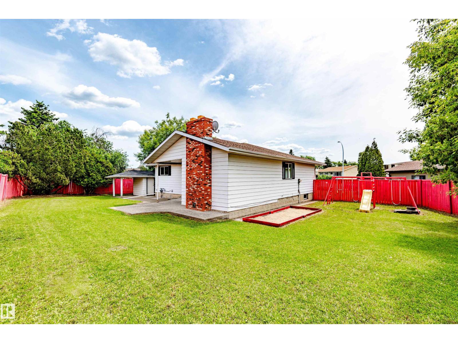 16524 116 ST NW - 55