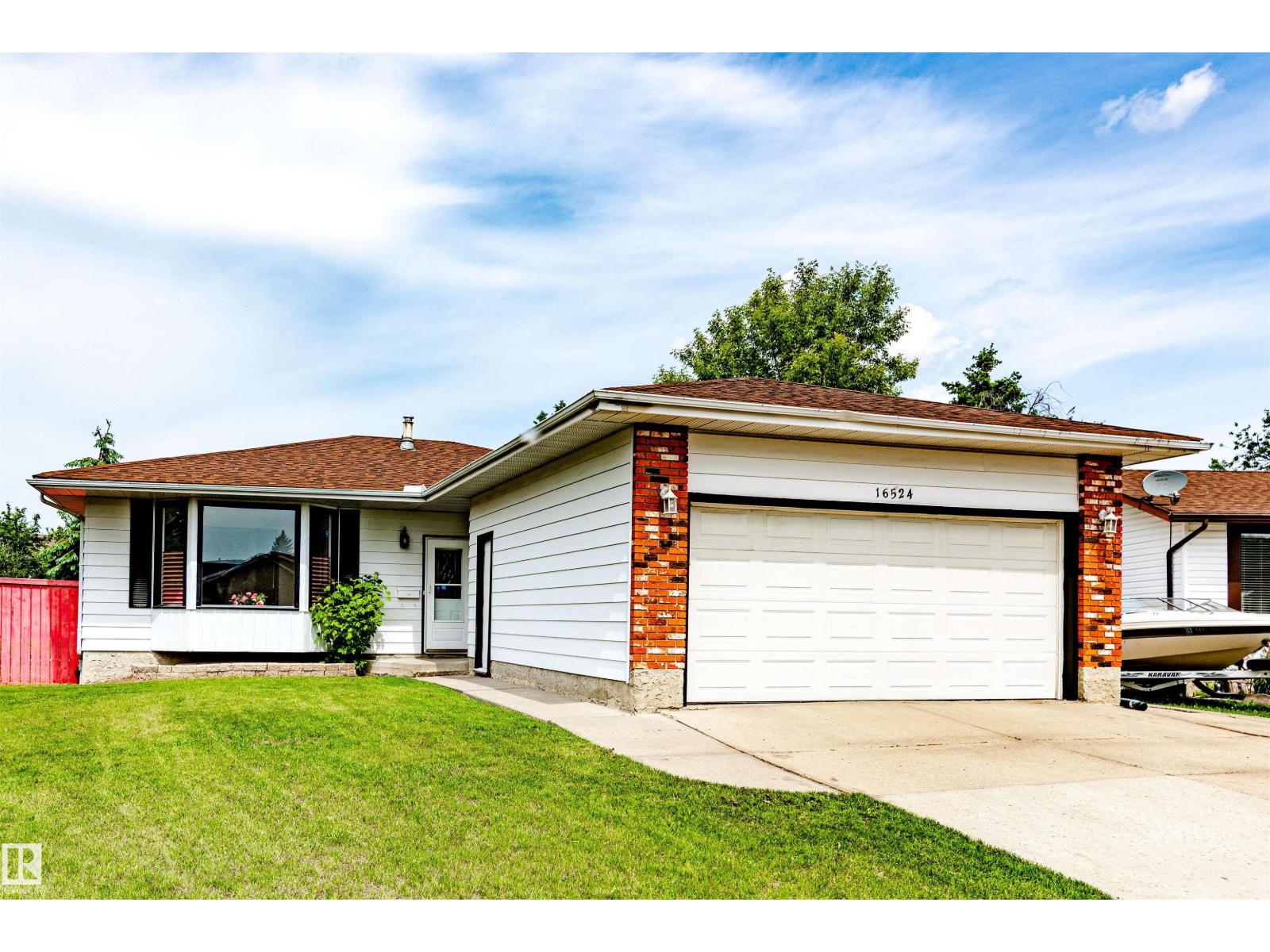 16524 116 ST NW - 6