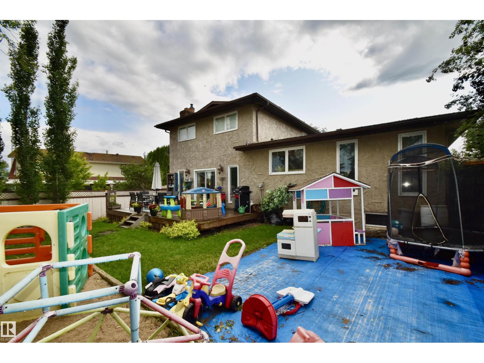 4405 46A ST - 33
