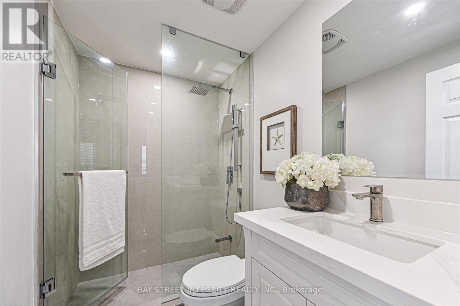 15 HUNTSMILL BOULEVARD - 22