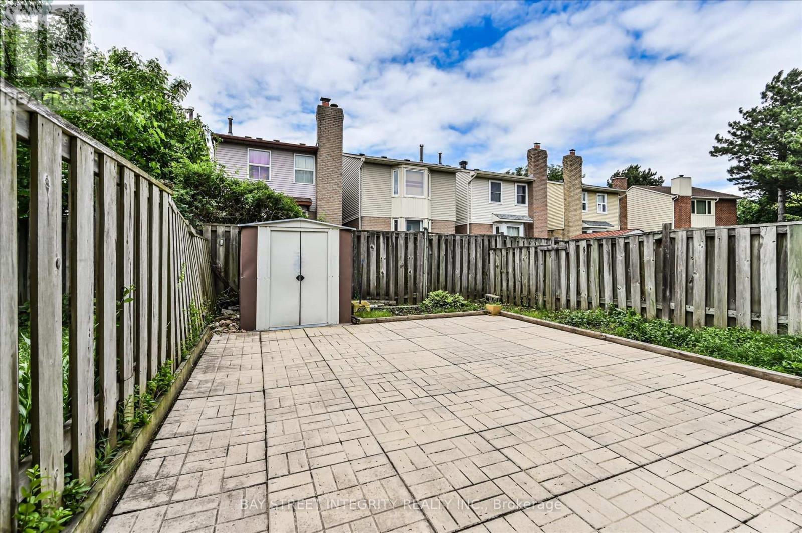 15 HUNTSMILL BOULEVARD - 28