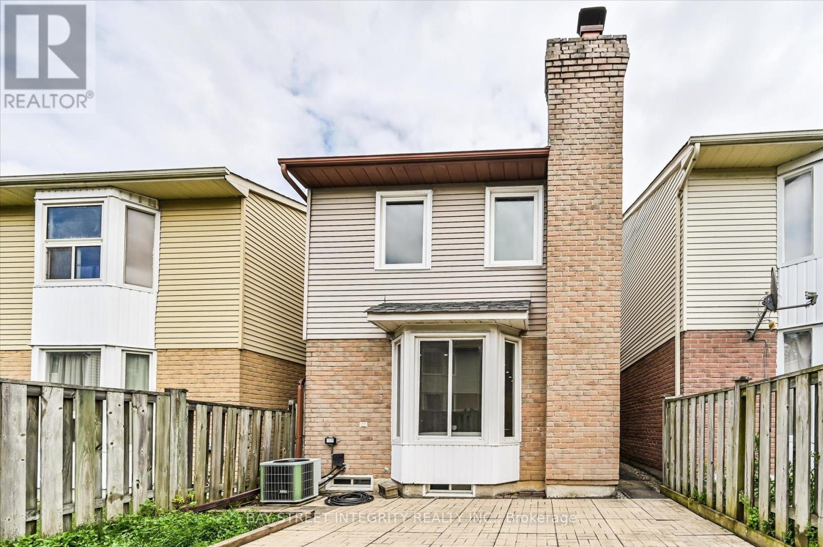 15 HUNTSMILL BOULEVARD - 30