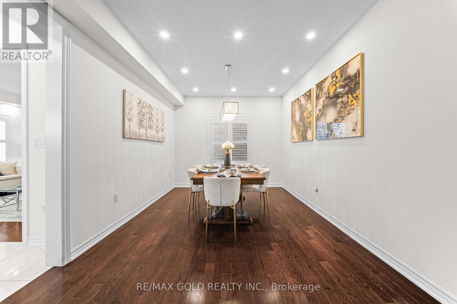 271 FLEETWOOD DRIVE - 11
