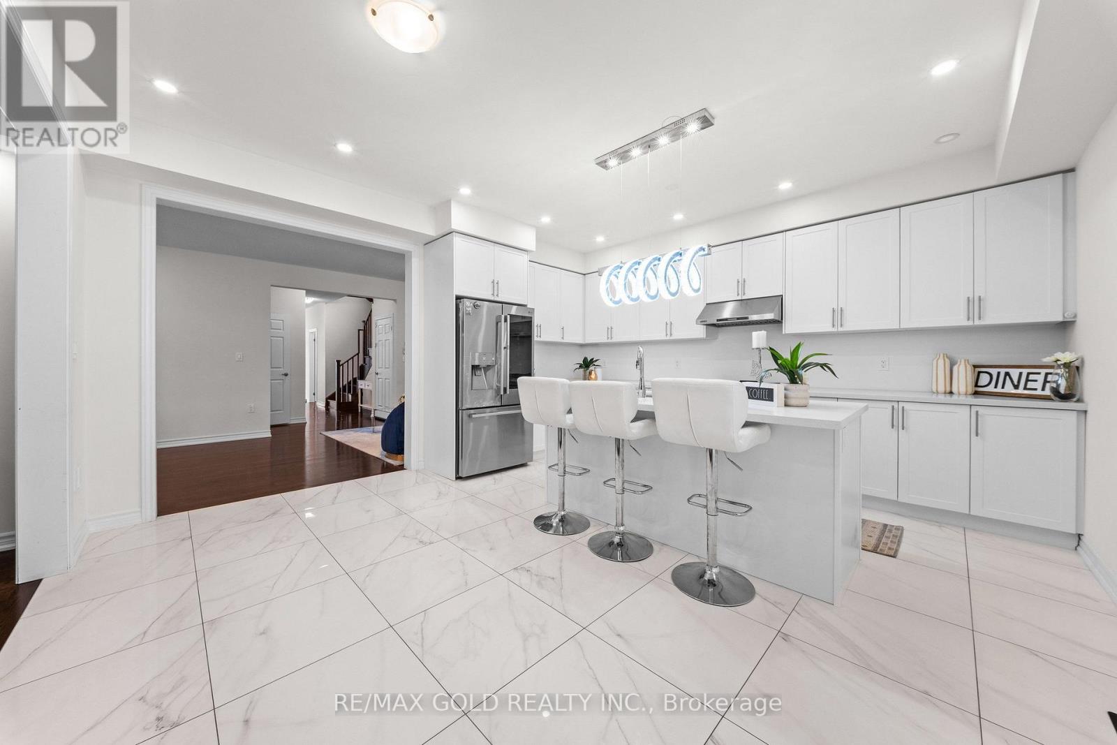 271 FLEETWOOD DRIVE - 16