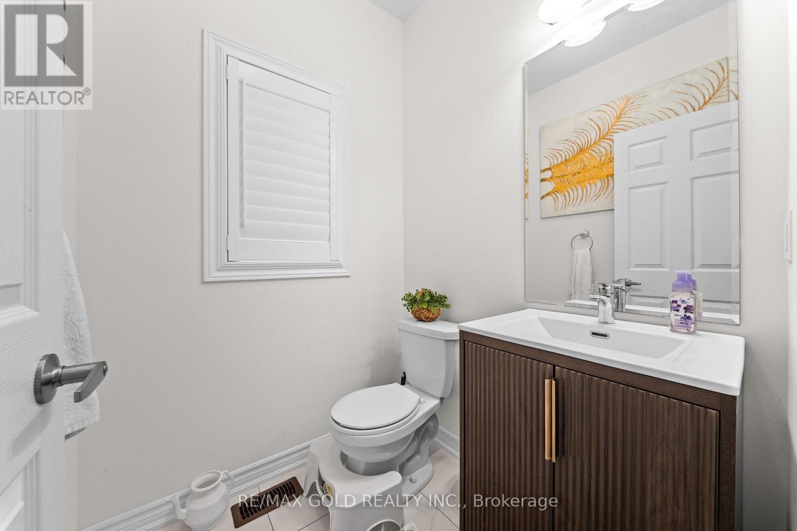 271 FLEETWOOD DRIVE - 23