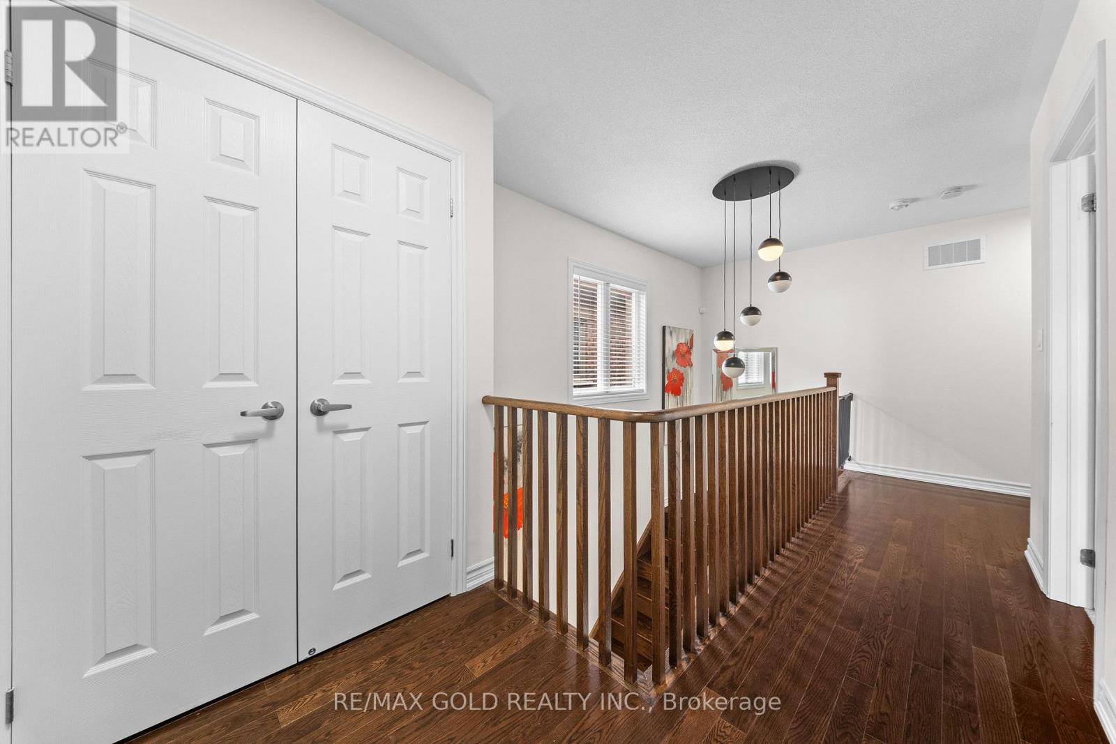 271 FLEETWOOD DRIVE - 25