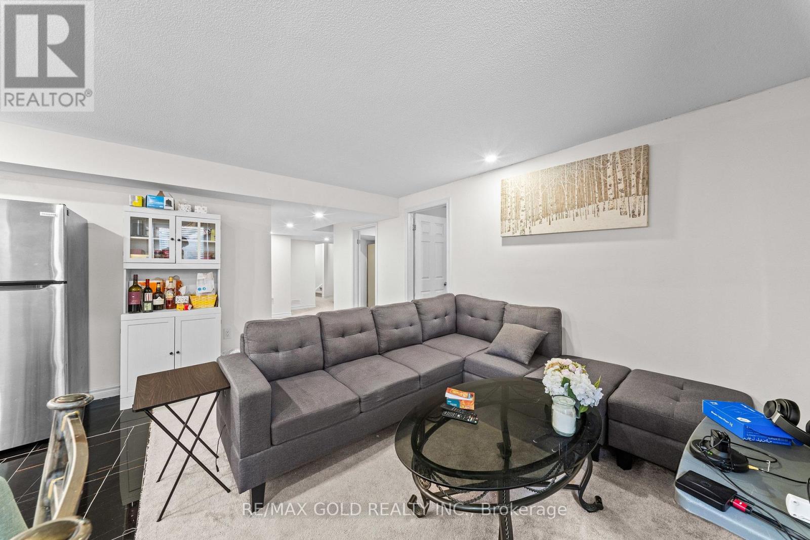 271 FLEETWOOD DRIVE - Image 41