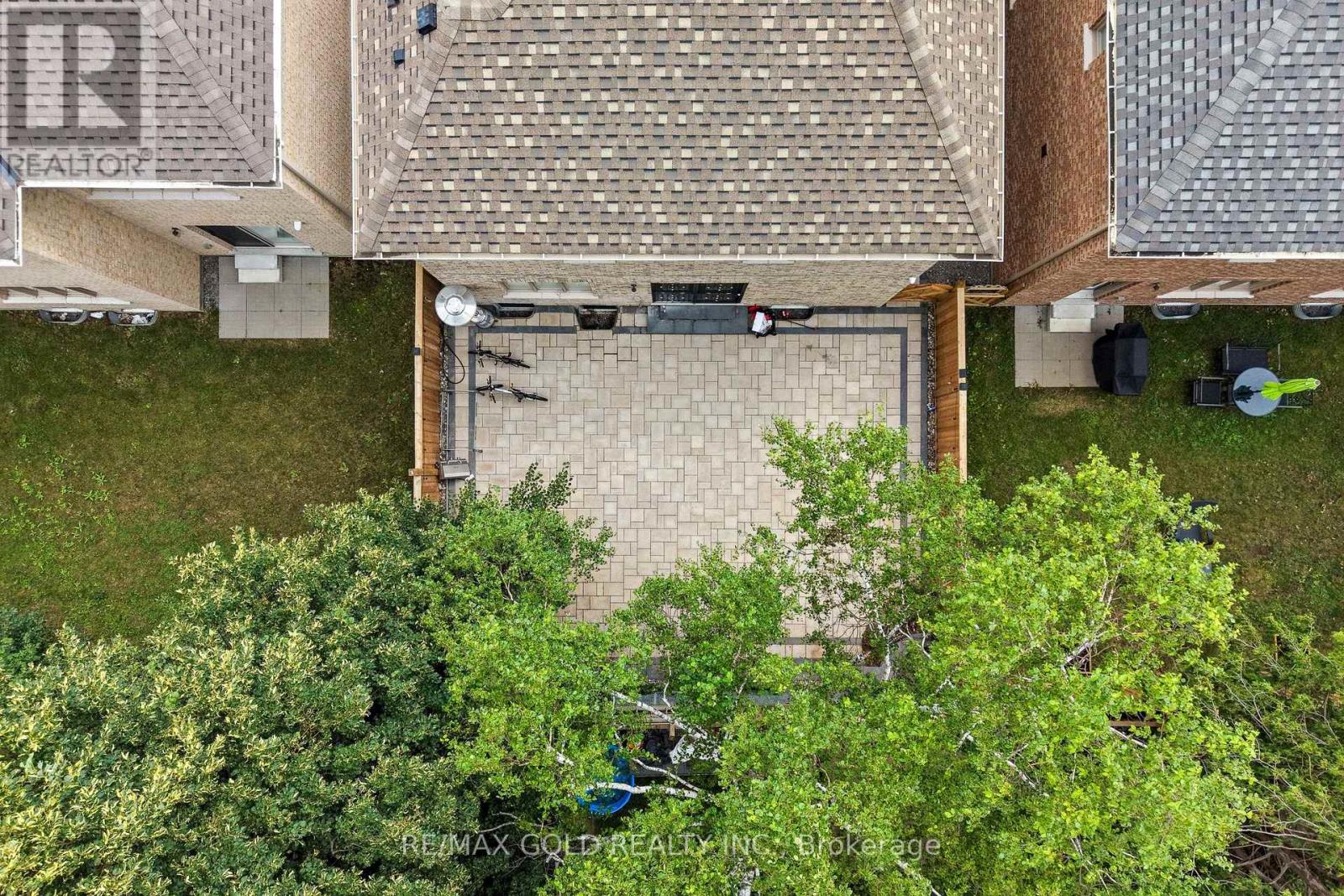 271 FLEETWOOD DRIVE - 50