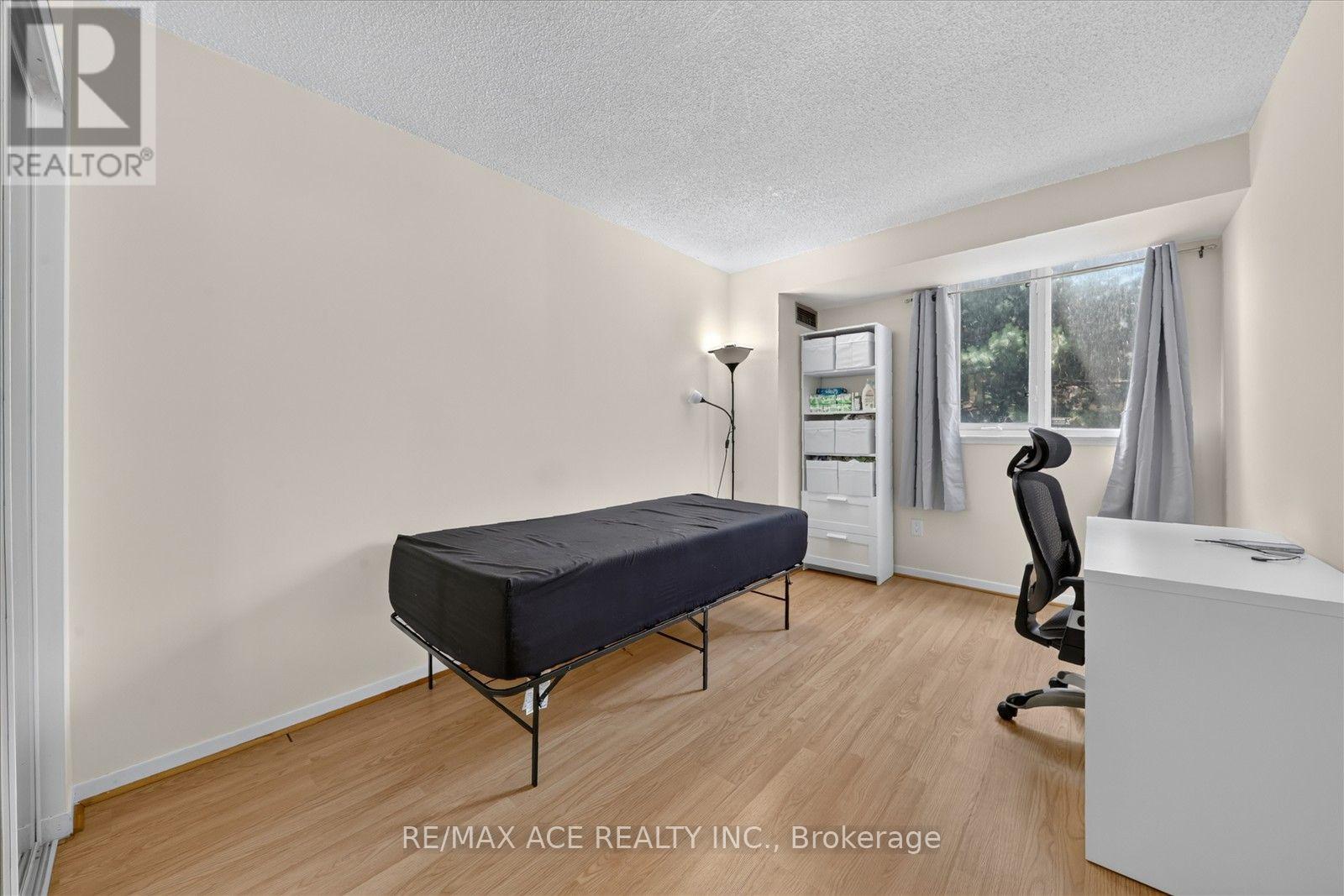 #201 15 SEWELLS ROAD - Image 10