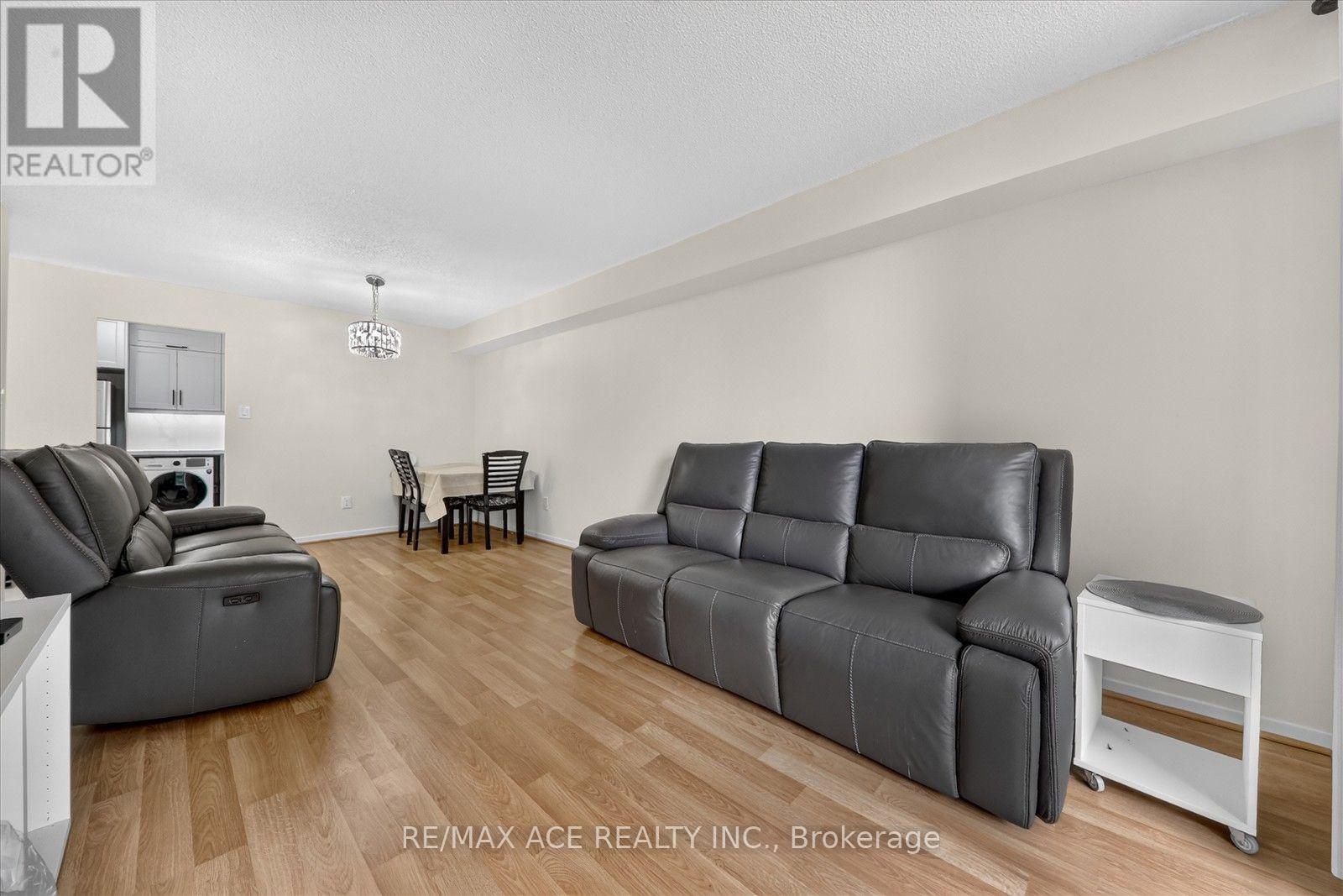 #201 15 SEWELLS ROAD - Image 23