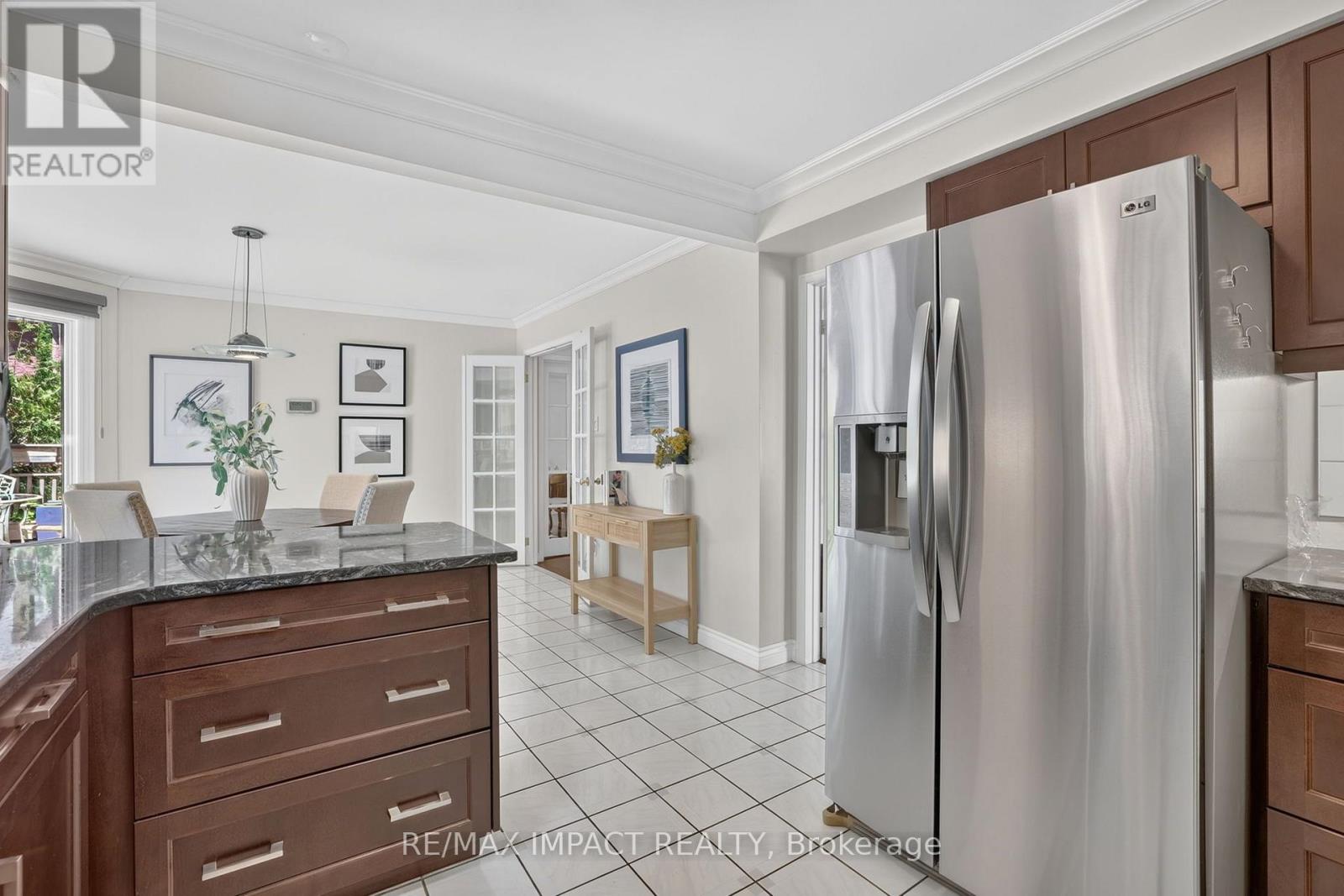 2358 WILDWOOD CRESCENT - 15