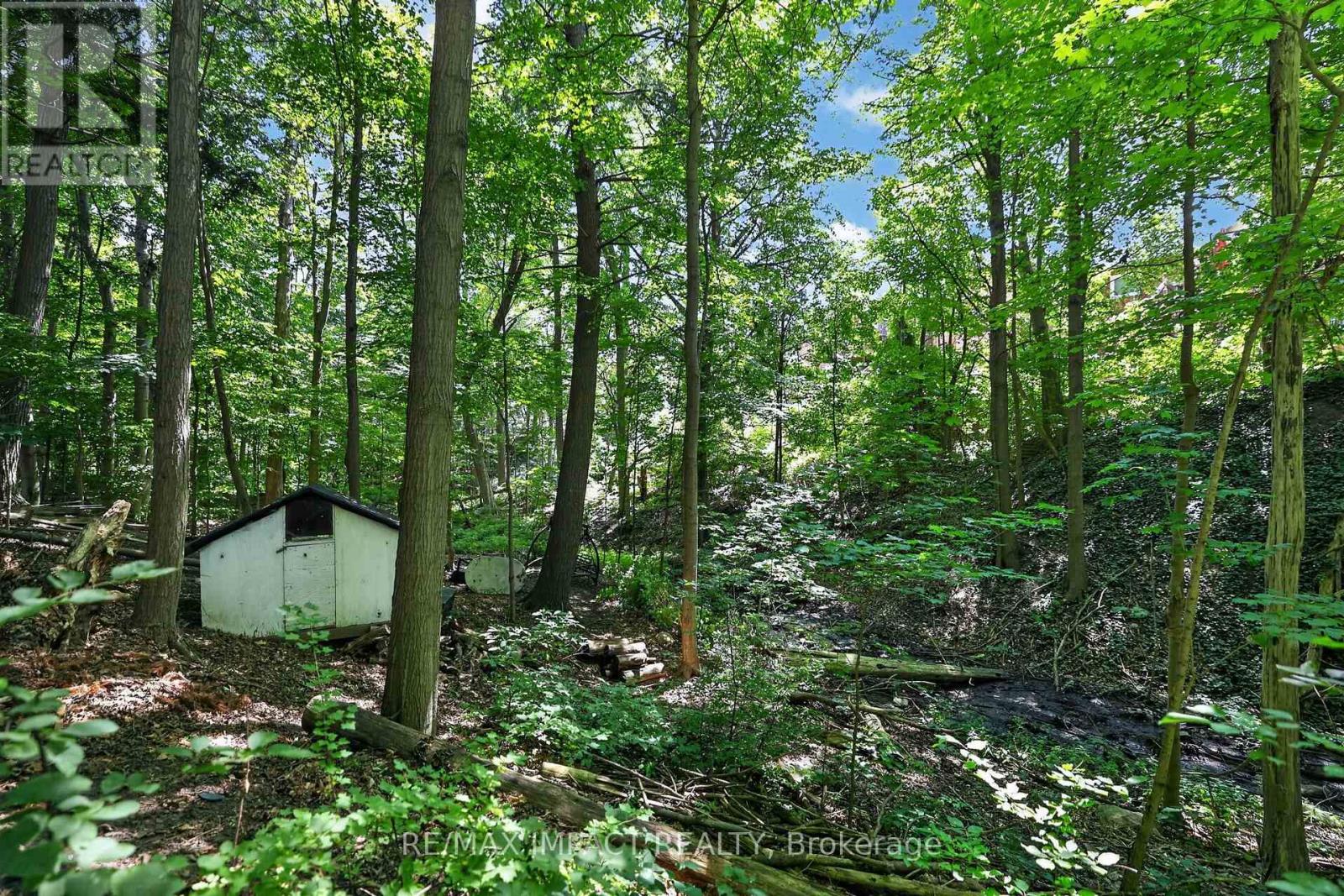 2358 WILDWOOD CRESCENT - Image 48