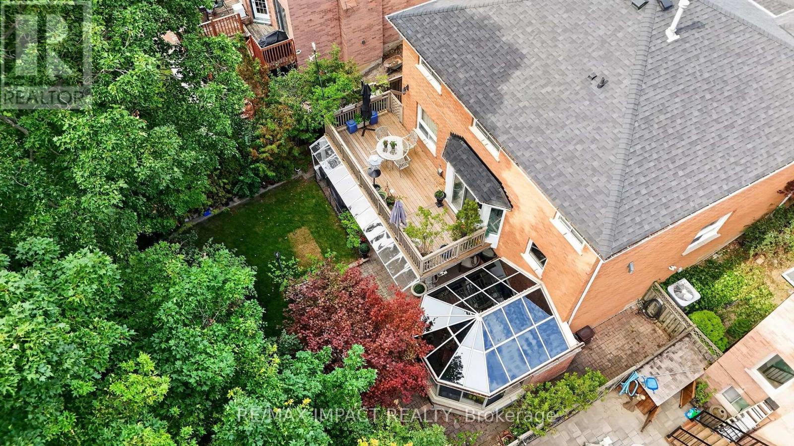 2358 WILDWOOD CRESCENT - 50