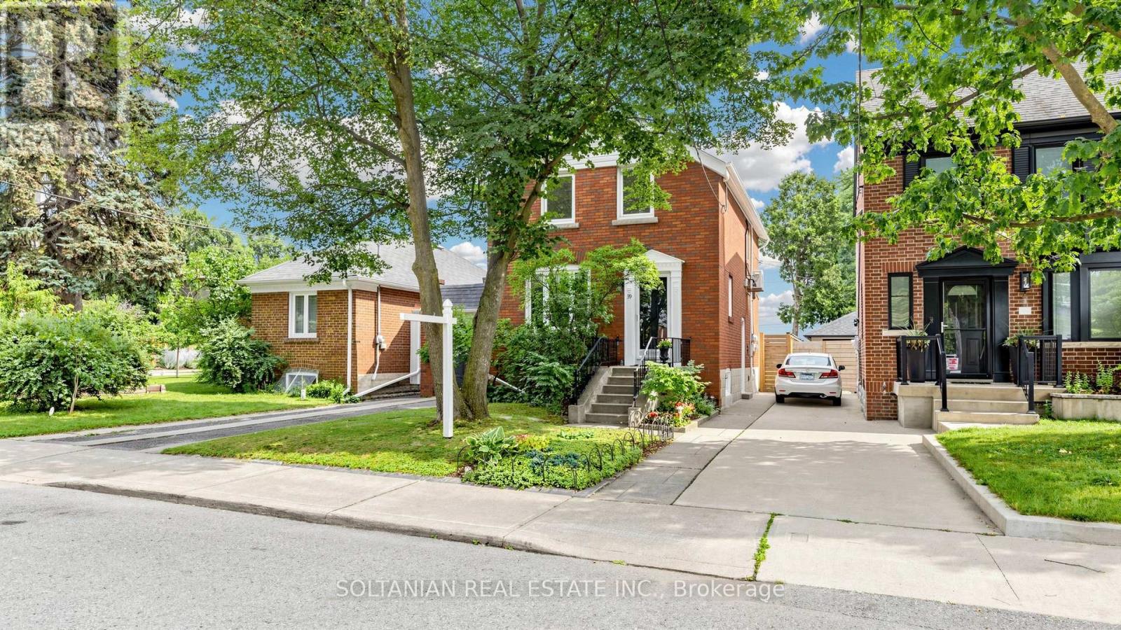 39 FAIRSIDE AVENUE - Image 4