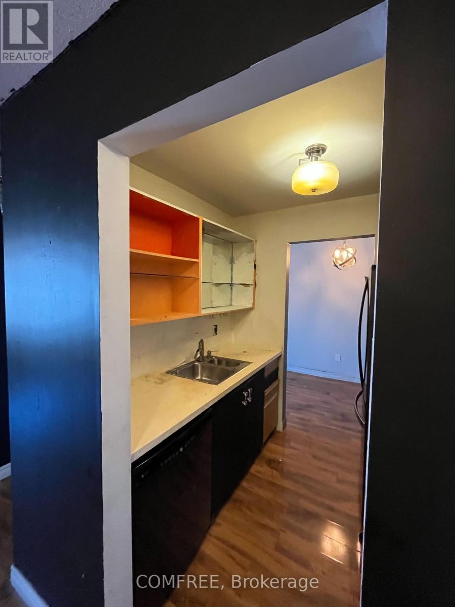 #41 136 CONWAY DRIVE - Image 3