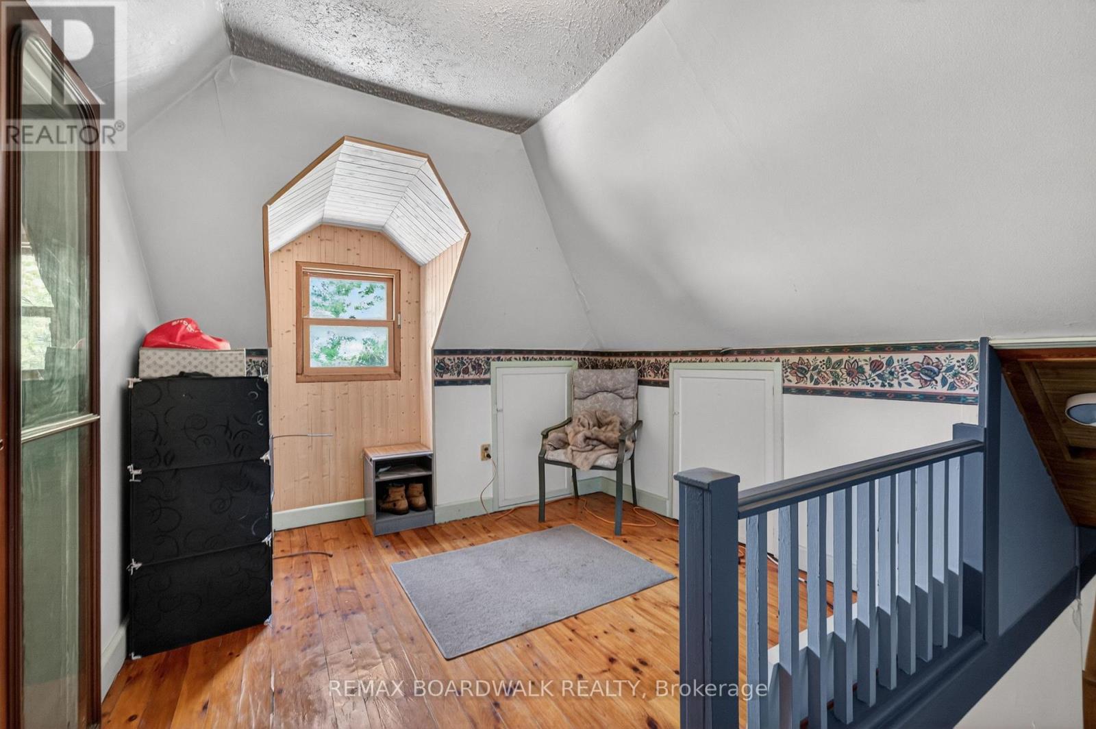 2 Bed, 2 Bath Land for Sale in Ottawa – 92 ORVIGALE ROAD, Ottawa – MLS# X13597602 - Image 31