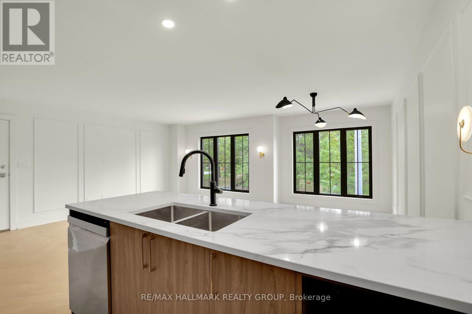 3 Bed, 2 Bath Multi-Family for Rent in Ottawa – 2 – 13 ELLA STREET, Ottawa – MLS# X13597700 - Image 19