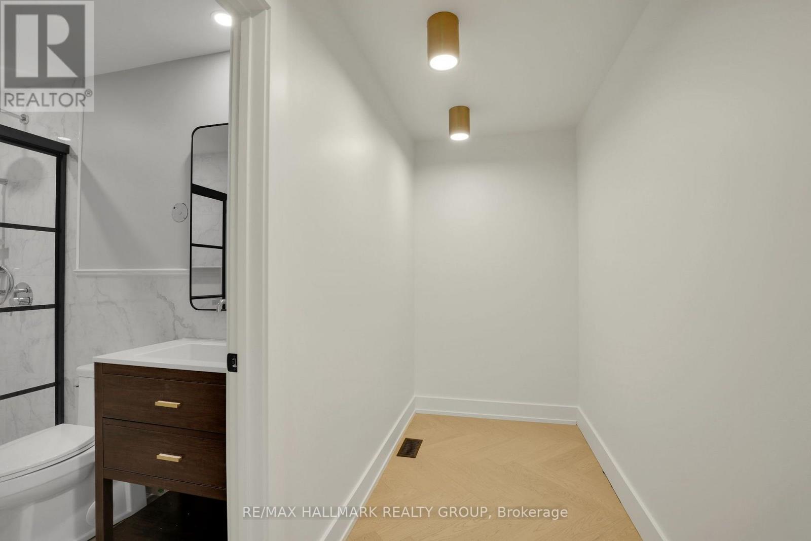 3 Bed, 2 Bath Multi-Family for Rent in Ottawa – 2 – 13 ELLA STREET, Ottawa – MLS# X13597700 - Image 26