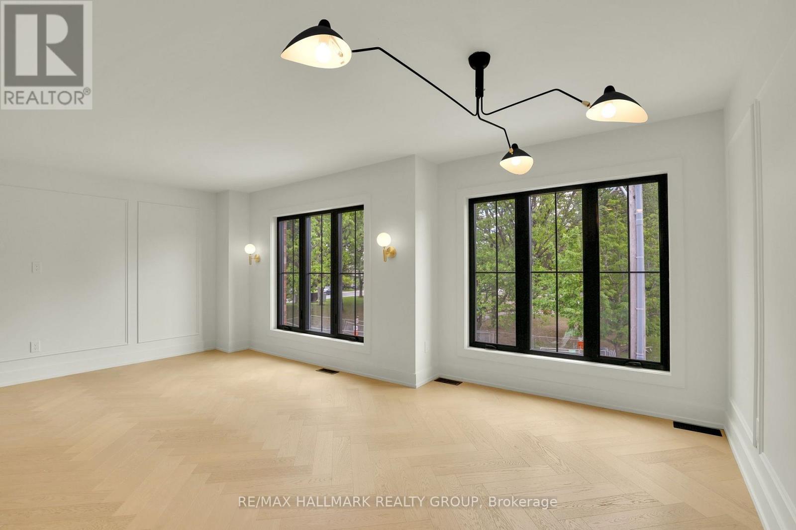 3 Bed, 2 Bath Multi-Family for Rent in Ottawa – 2 – 13 ELLA STREET, Ottawa – MLS# X13597700 - Image 8