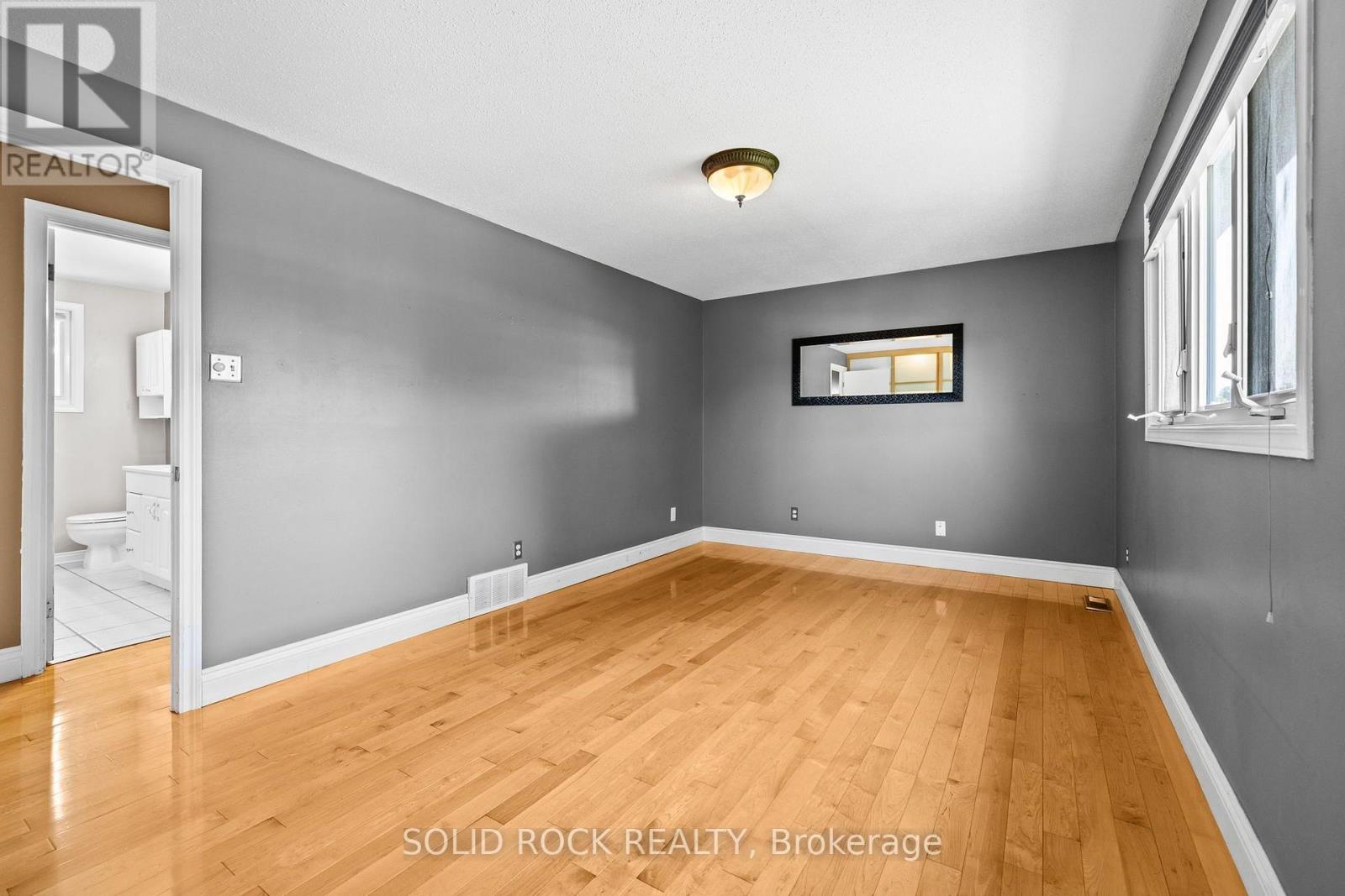 3 Bed, 3 Bath House for Rent in Ottawa – 1631 CHARBONNEAU STREET, Ottawa – MLS# X13597730 - Image 30