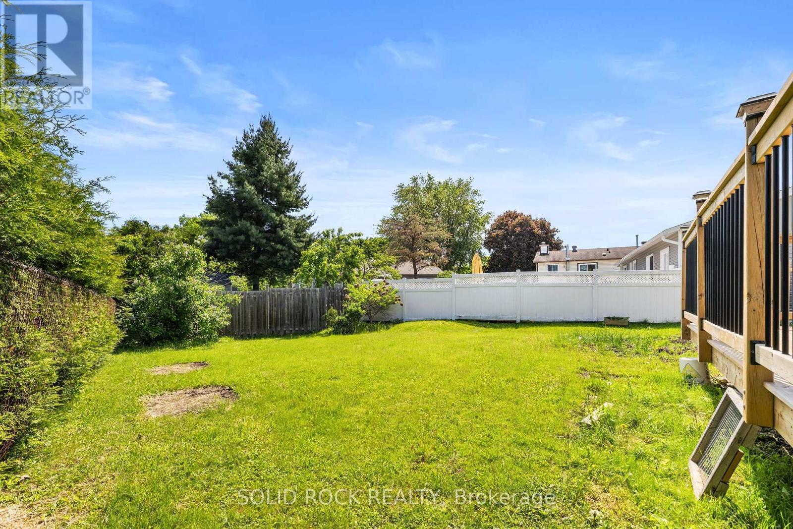 3 Bed, 3 Bath House for Rent in Ottawa – 1631 CHARBONNEAU STREET, Ottawa – MLS# X13597730 - Image 38