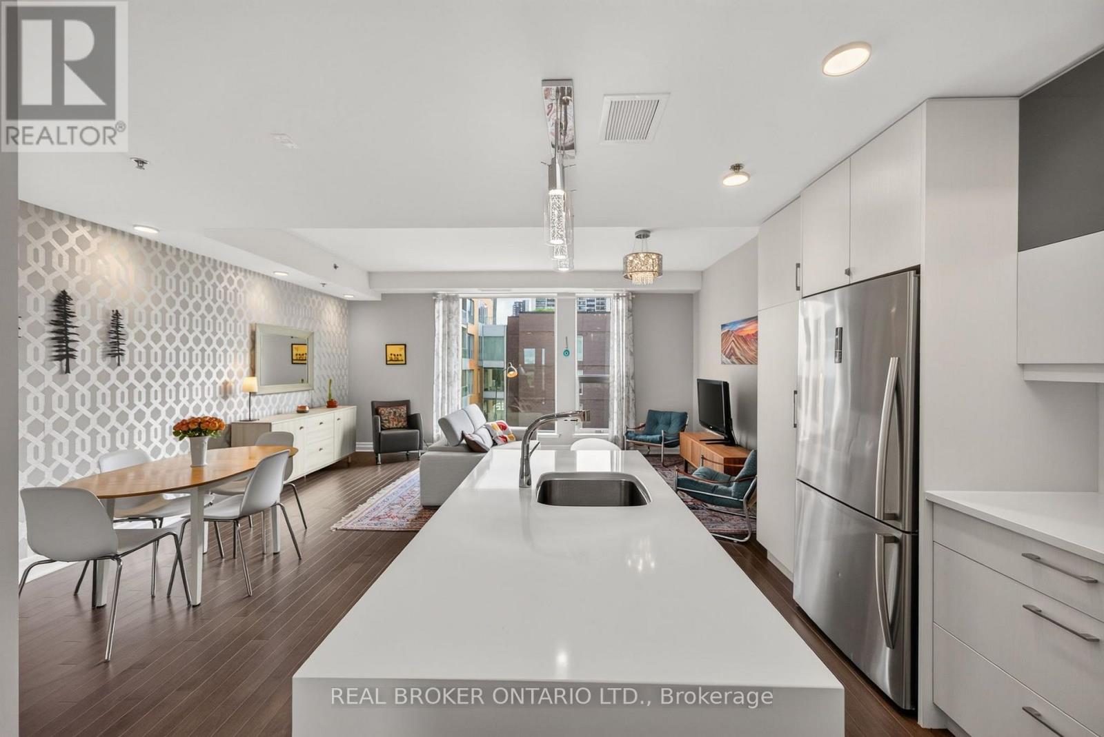#317 300 B LETT STREET - Image 12