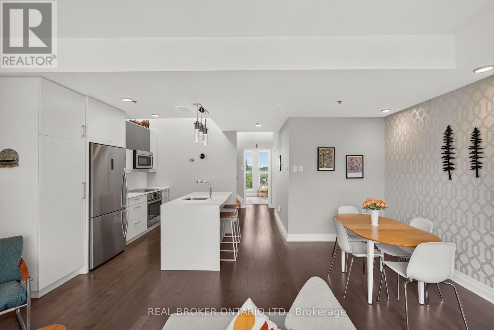 #317 300 B LETT STREET - Image 24