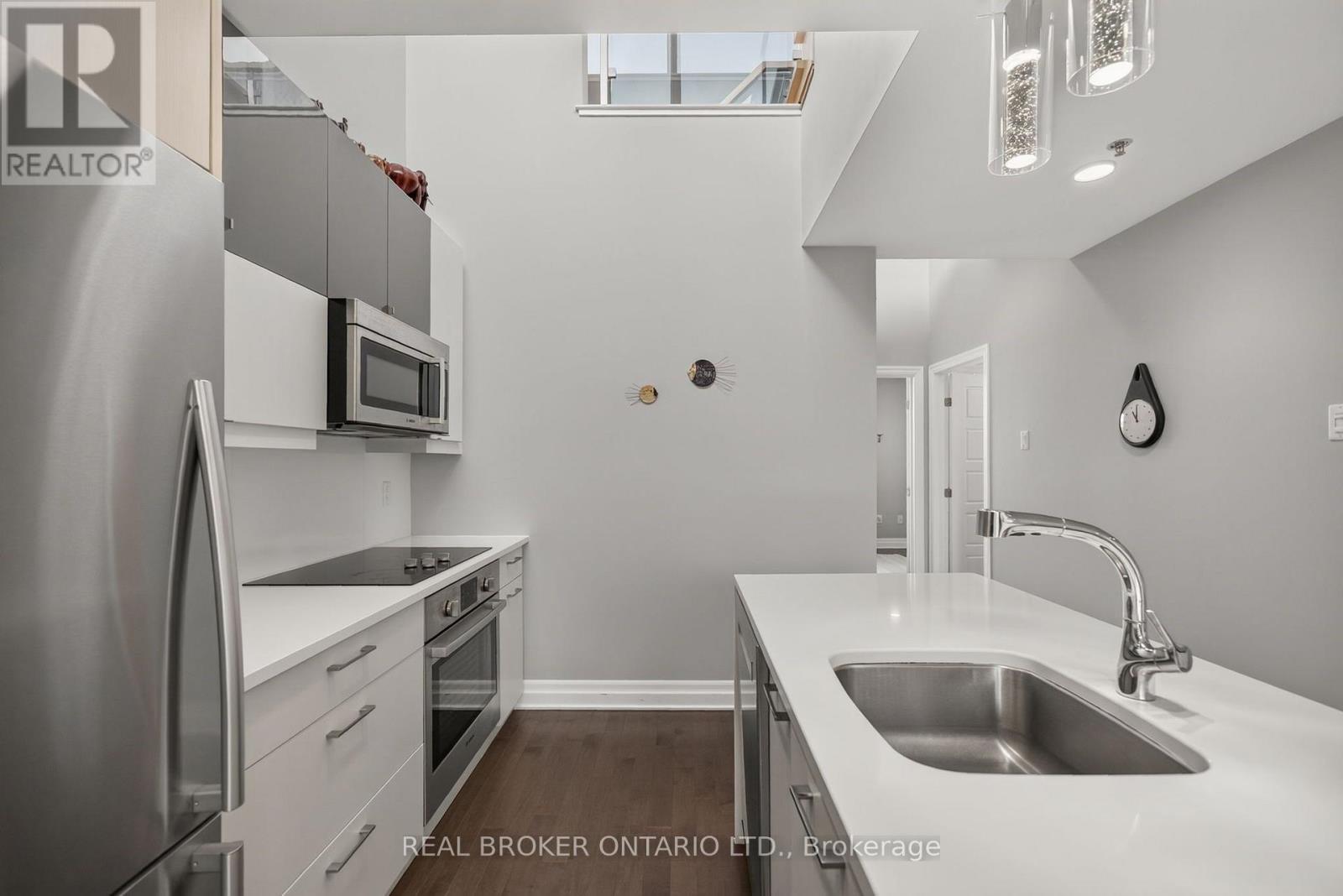 #317 300 B LETT STREET - Image 25