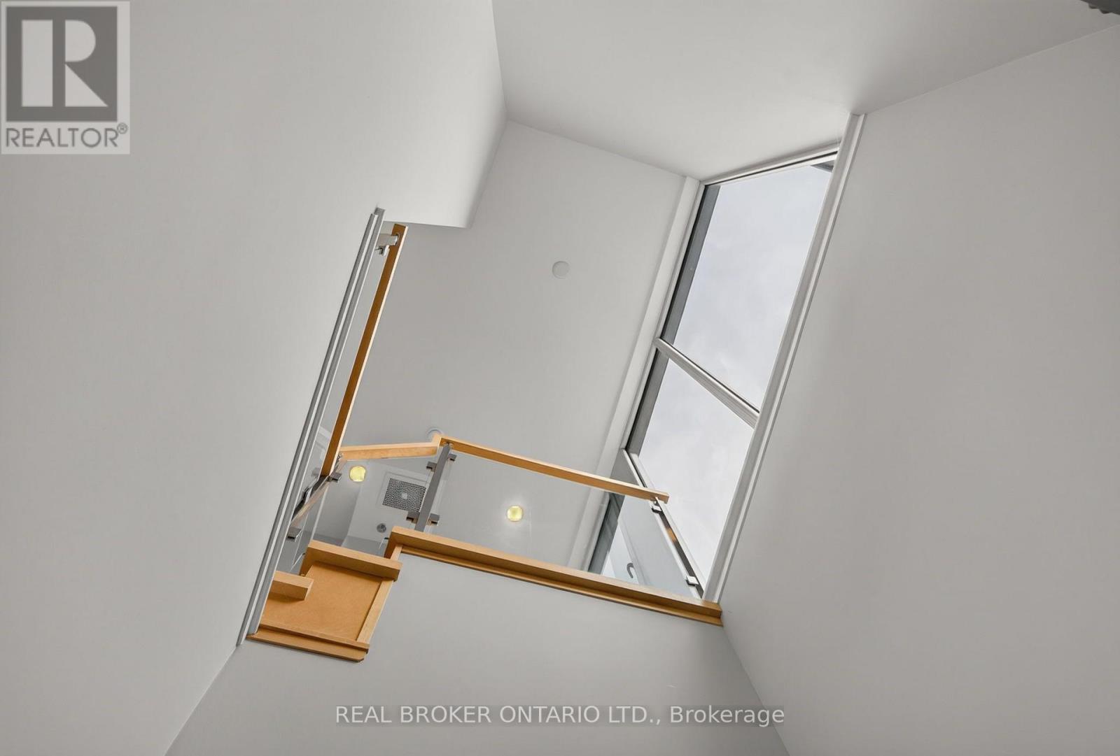 #317 300 B LETT STREET - Image 8