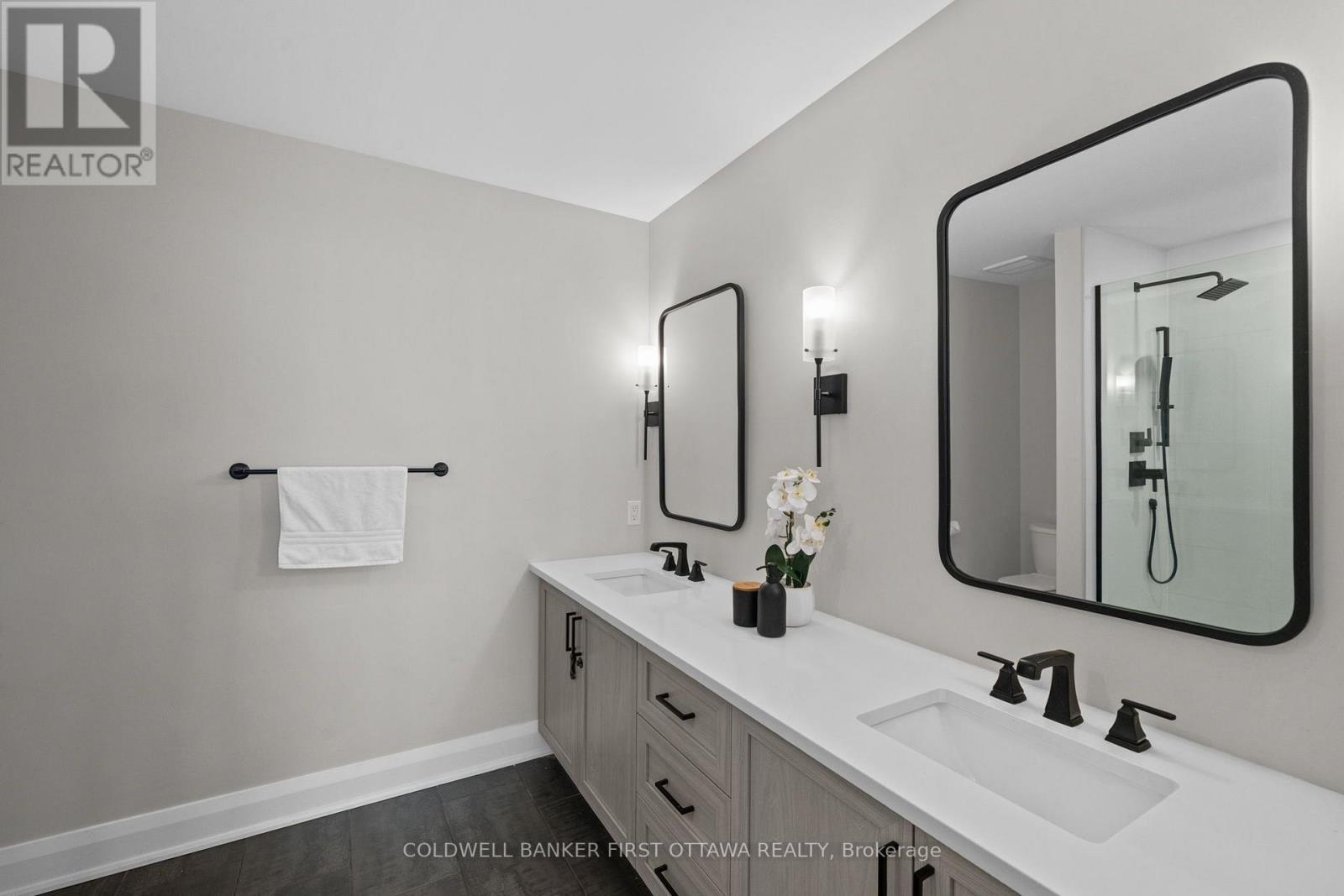 94 PORTER STREET - Image 26
