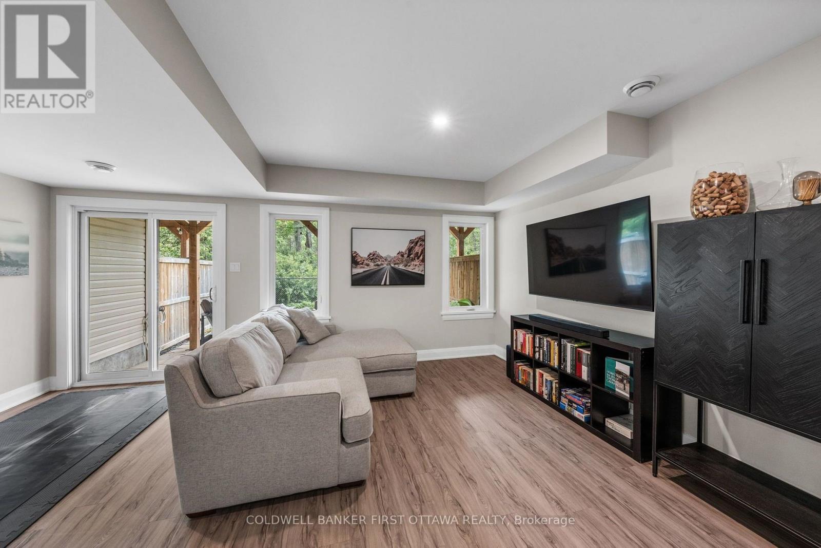 94 PORTER STREET - Image 37