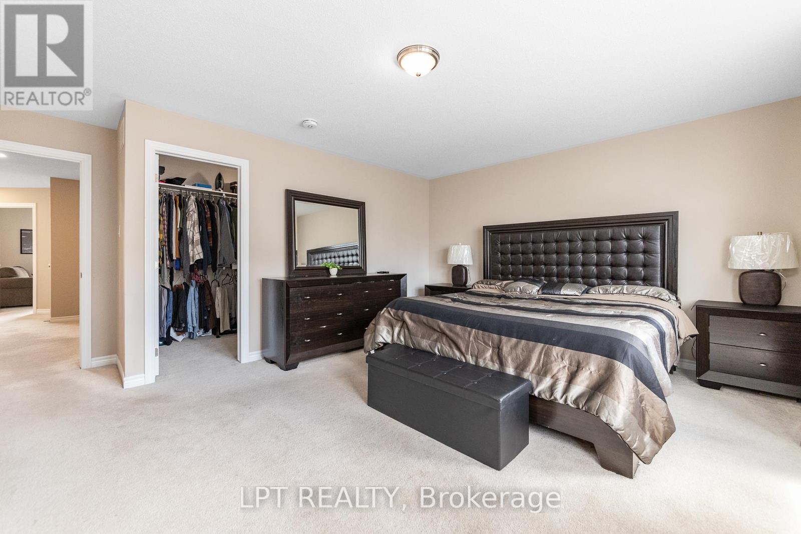 908 PEDIGREE STREET - 17