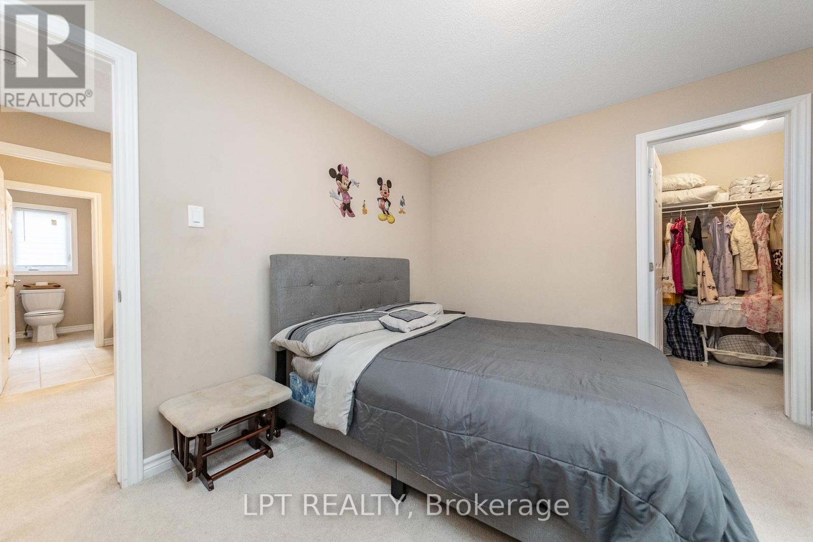 908 PEDIGREE STREET - 22