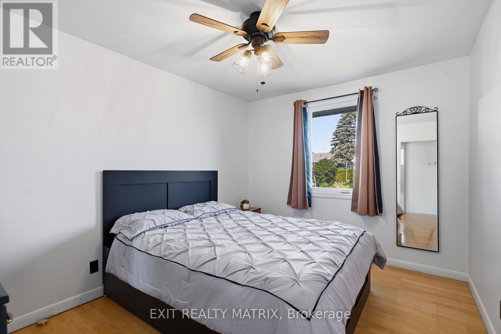 693 CARTIER STREET - Image 16