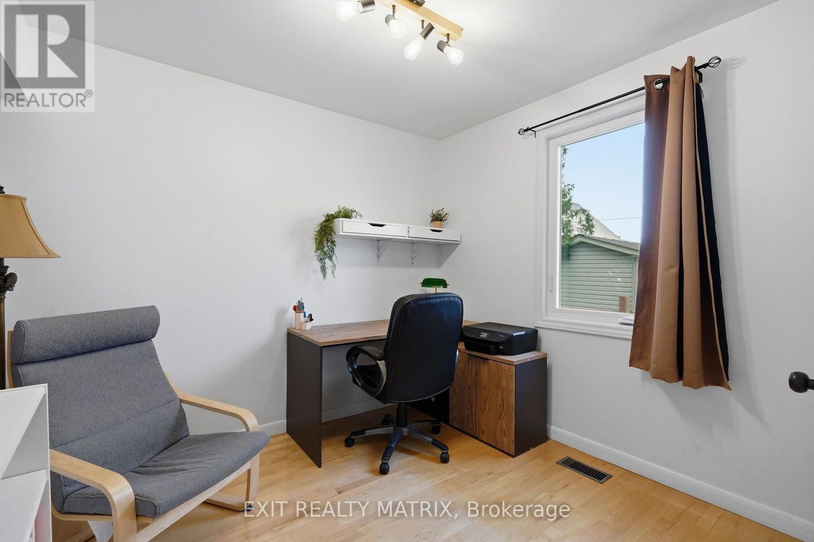 693 CARTIER STREET - Image 18