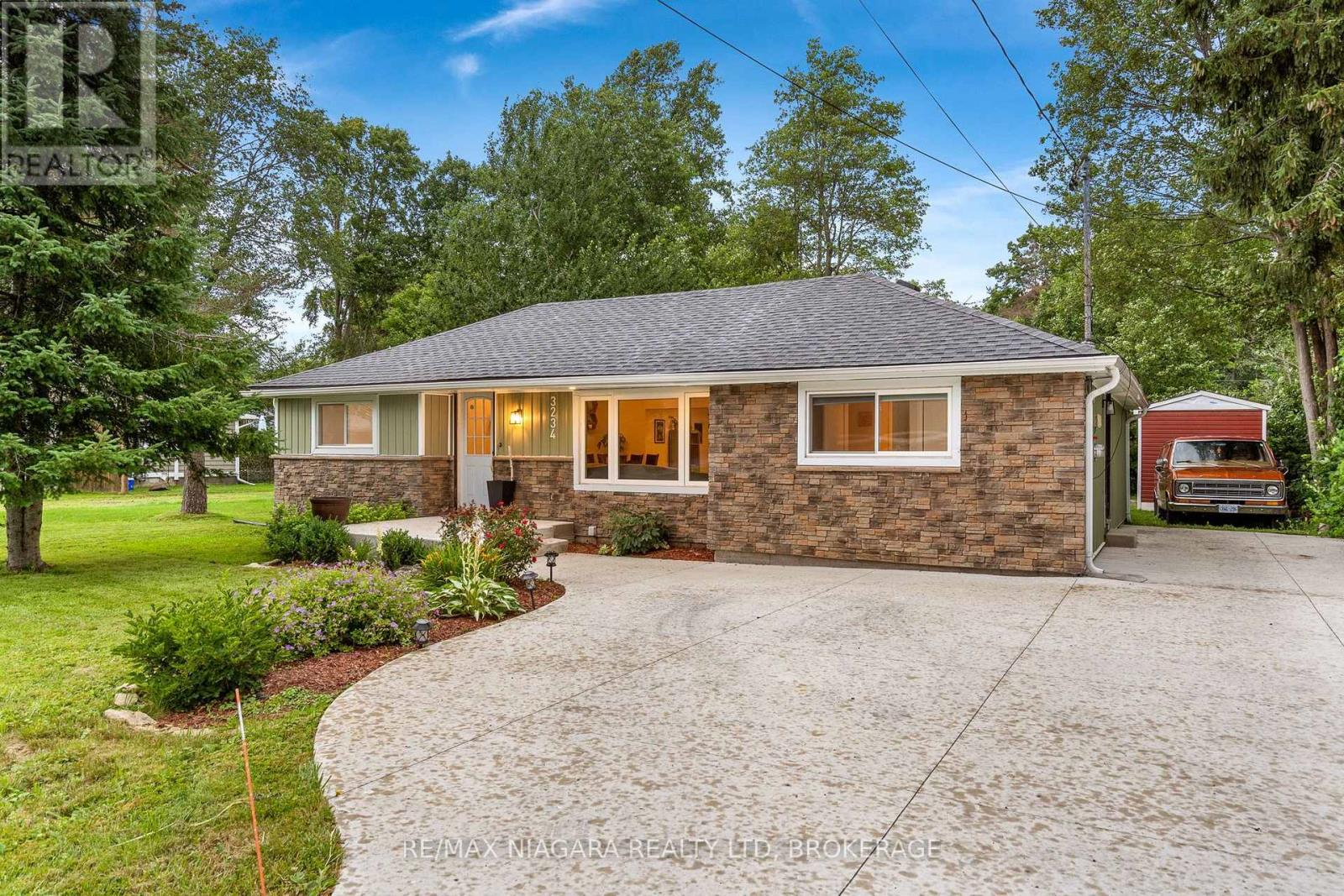 3234 RISELAY AVENUE - 2