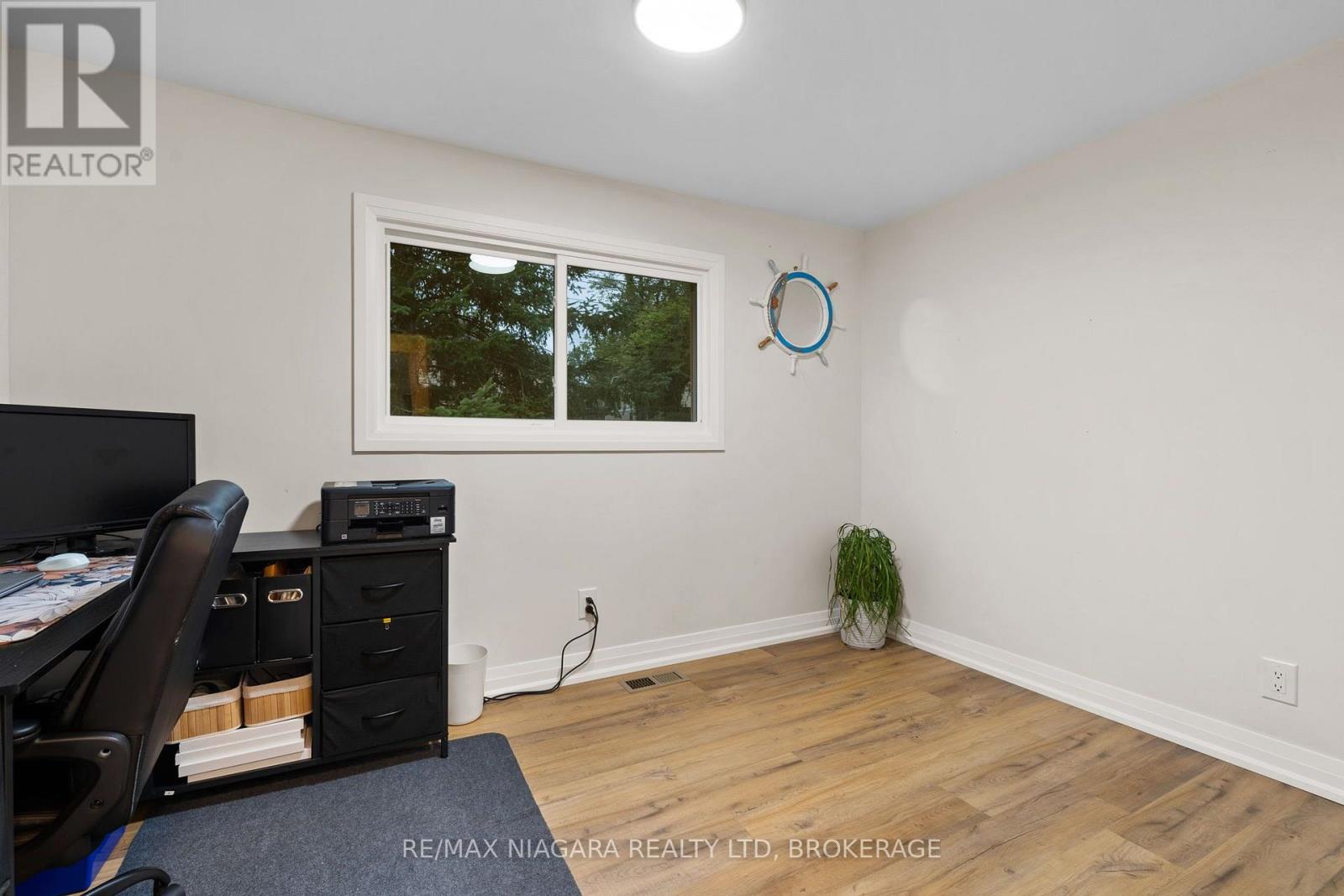 3234 RISELAY AVENUE - 21