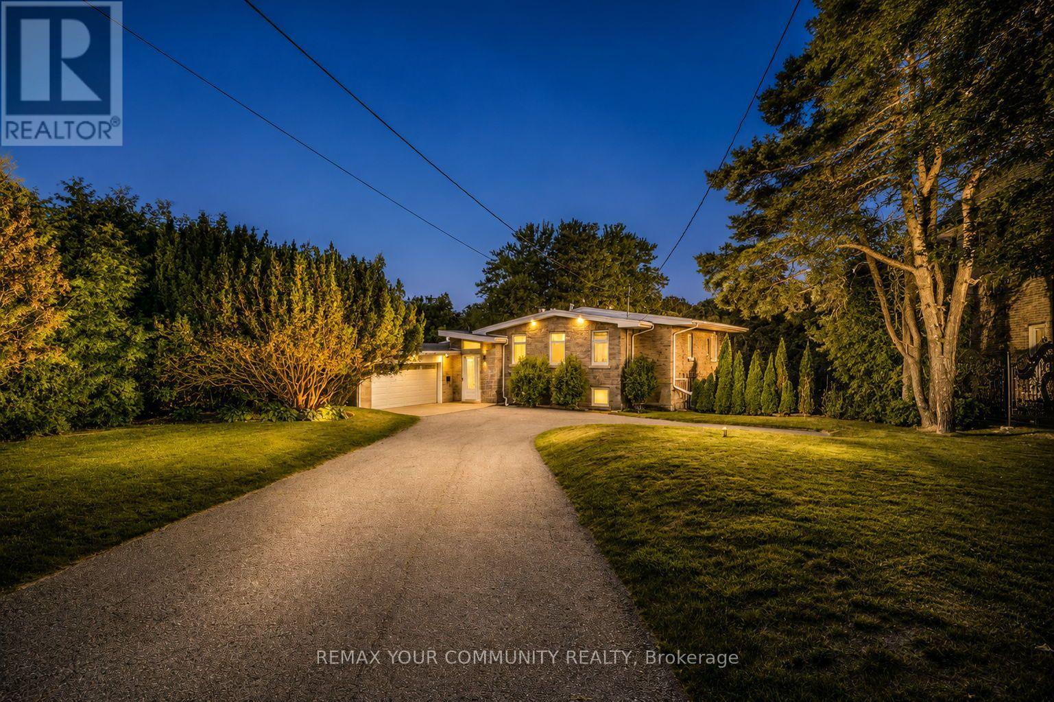35 IDLESWIFT DRIVE - 2