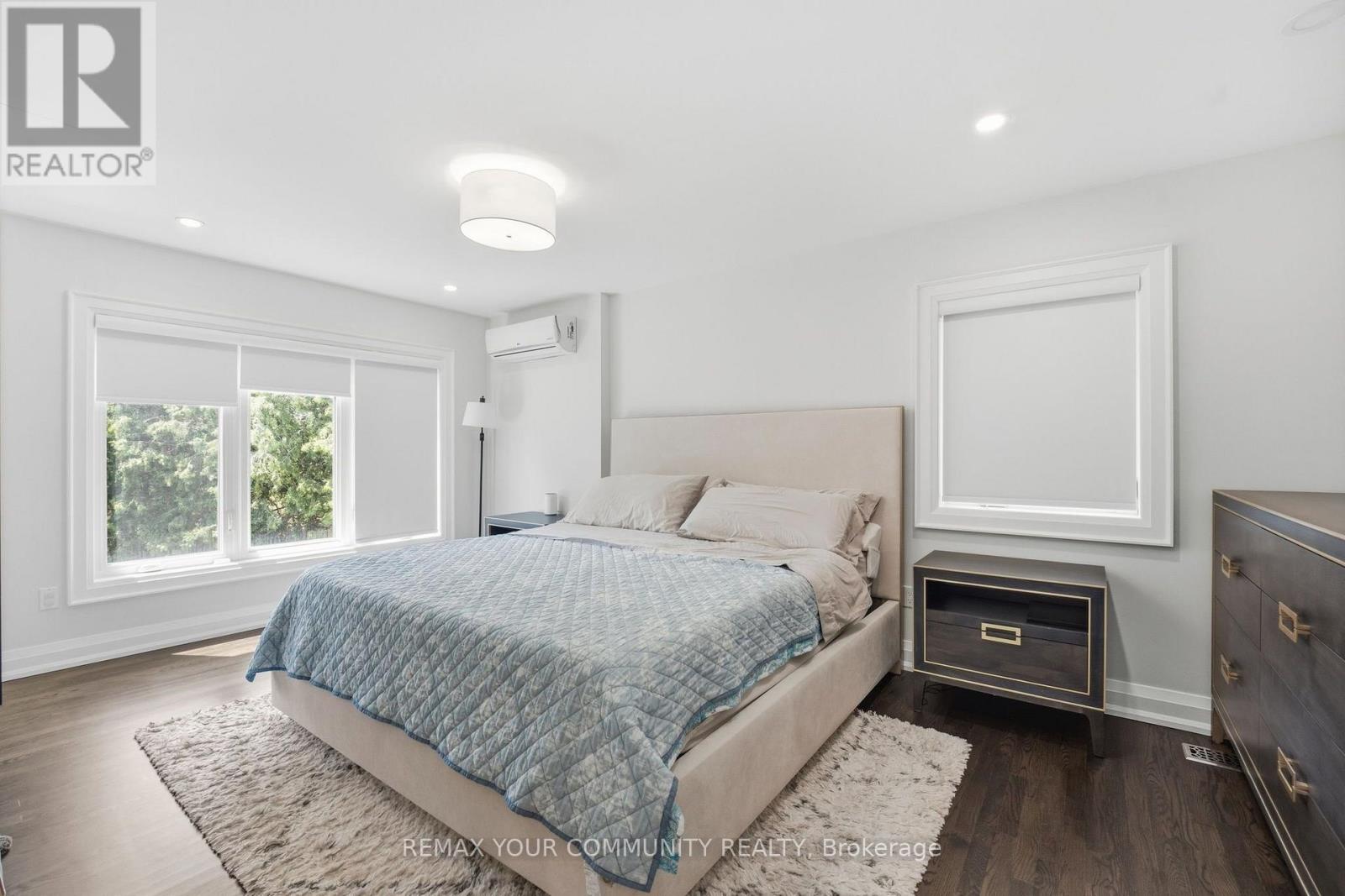 35 IDLESWIFT DRIVE - 26