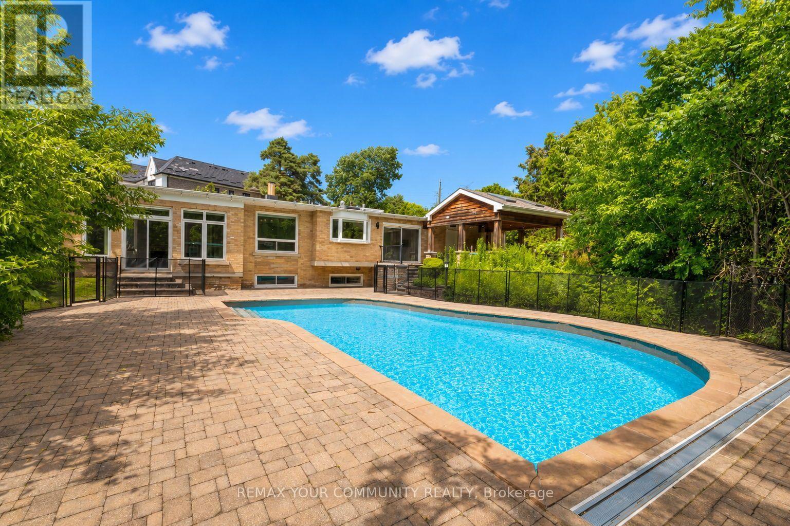 35 IDLESWIFT DRIVE - 37