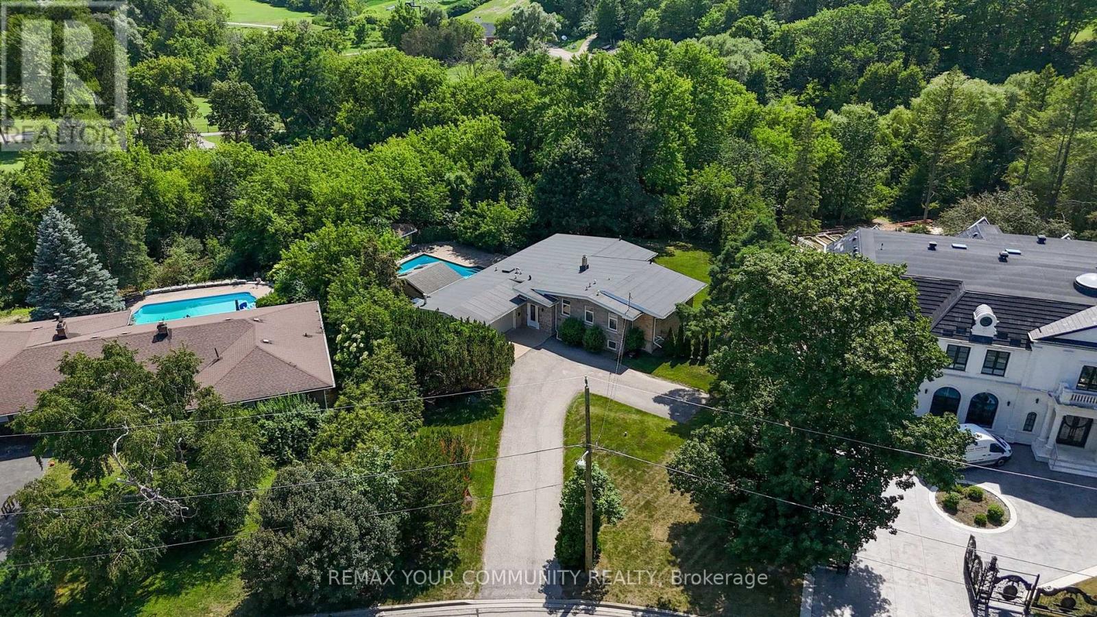 35 IDLESWIFT DRIVE - 4