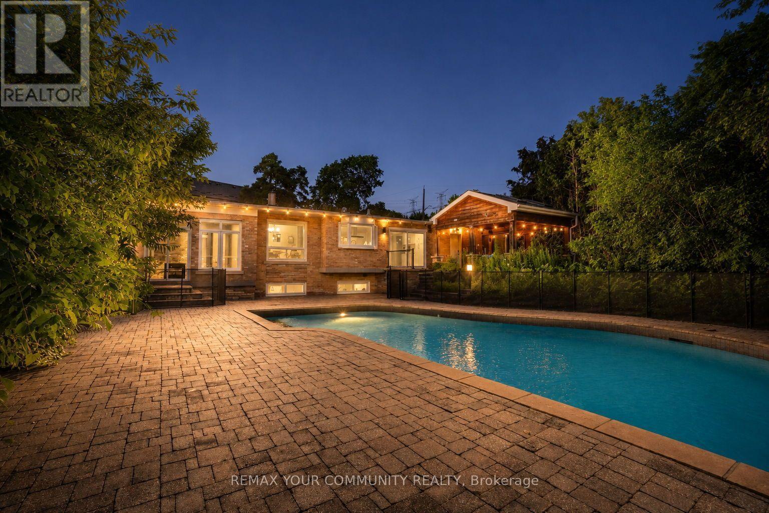 35 IDLESWIFT DRIVE - 48