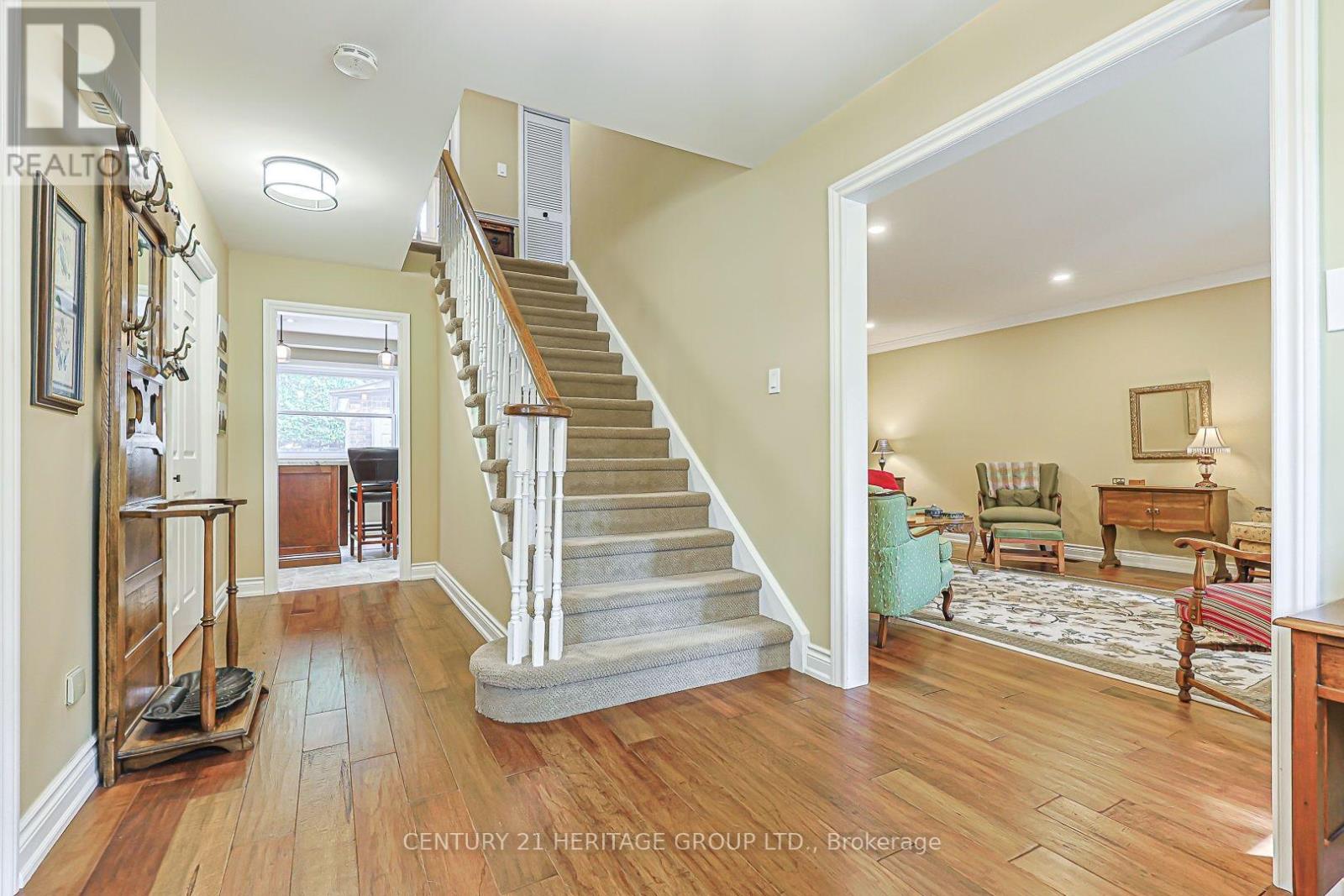 25 GRANT COURT - 9