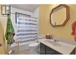 9 Tikvah Circle, Georgina, ON L4P3C8 Photo 20