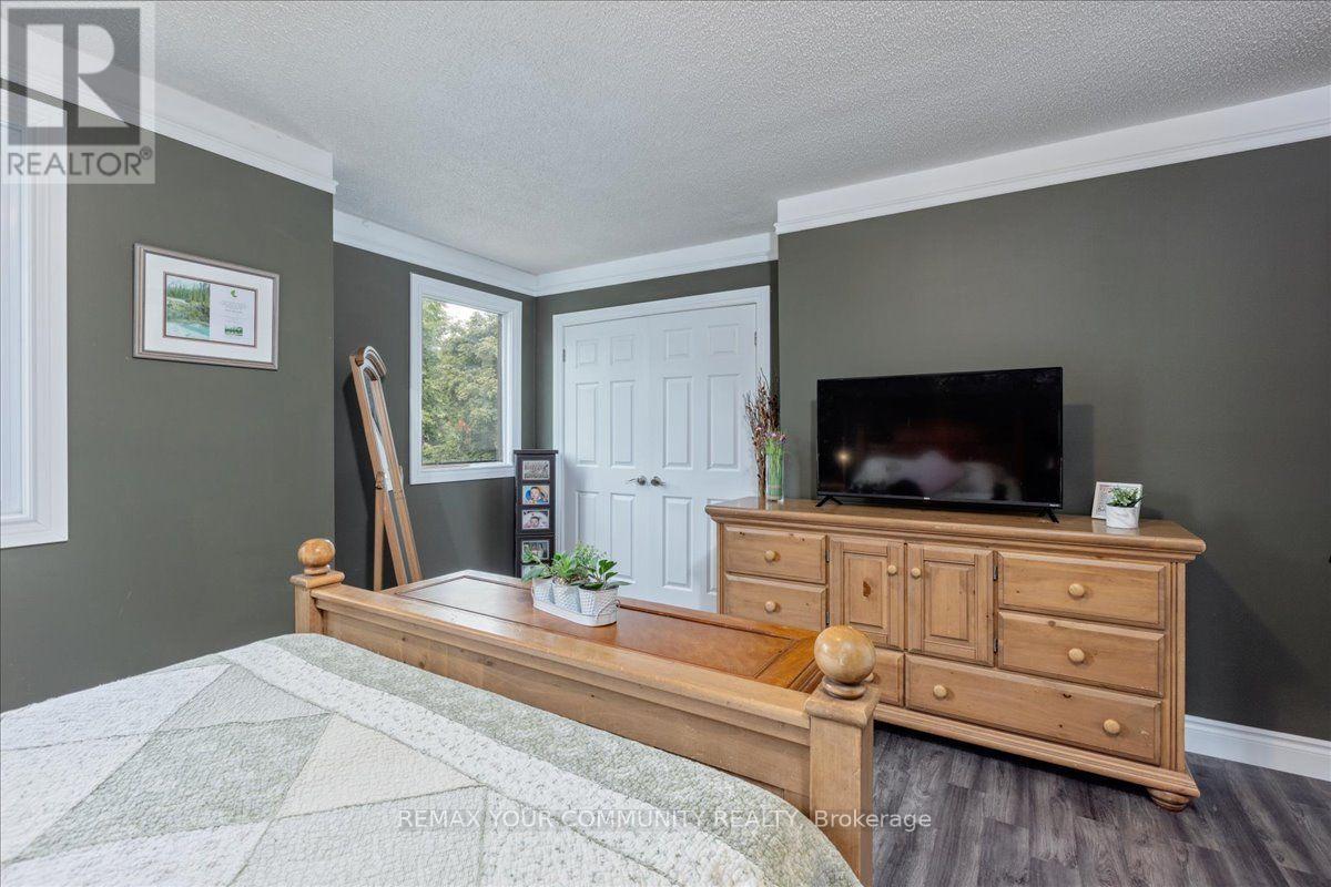 1005 VANCE CRESCENT - Image 18