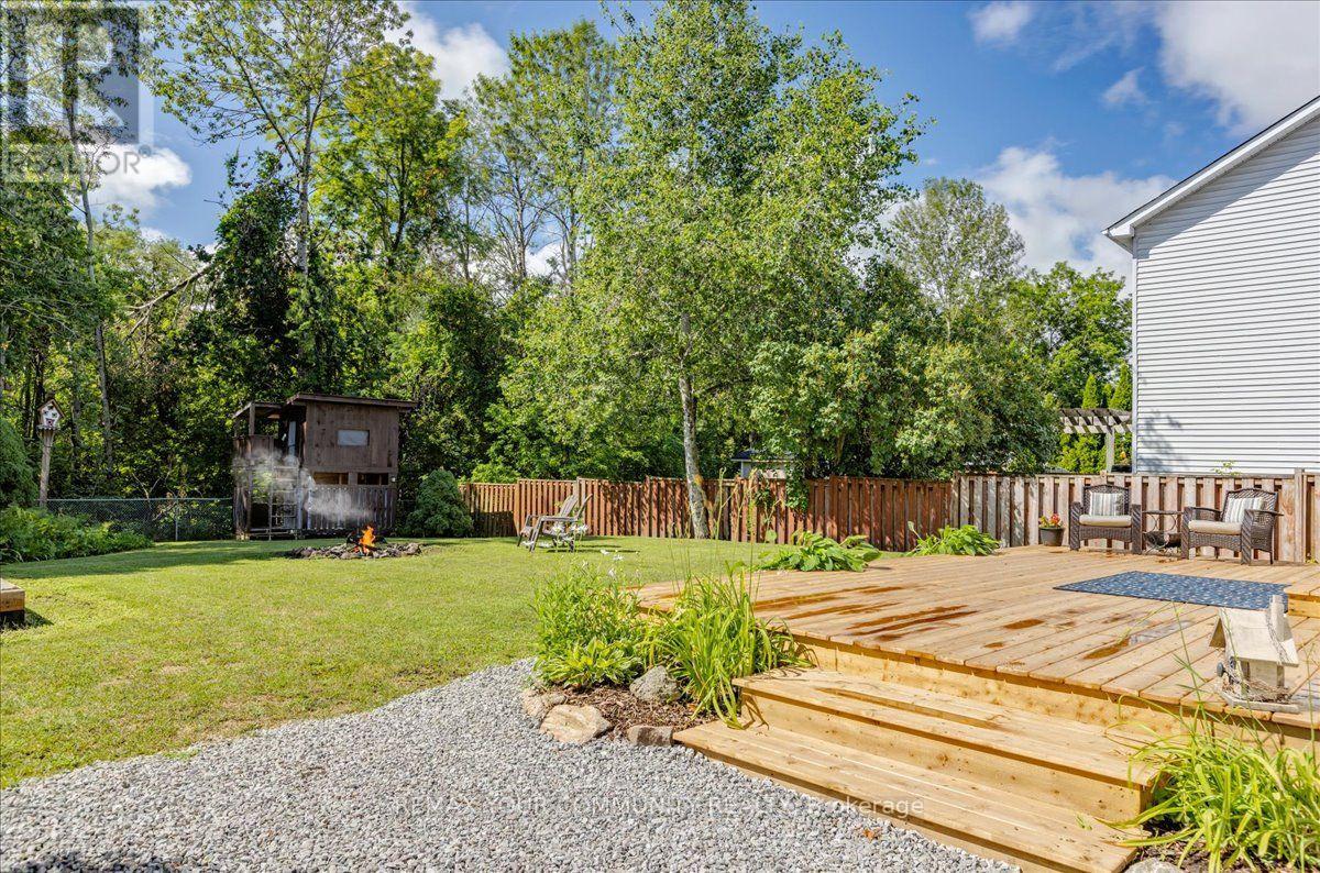 1005 VANCE CRESCENT - Image 26