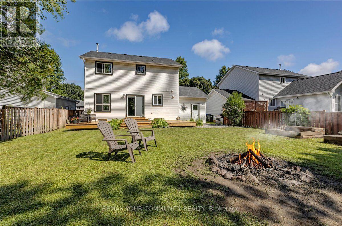 1005 VANCE CRESCENT - Image 32